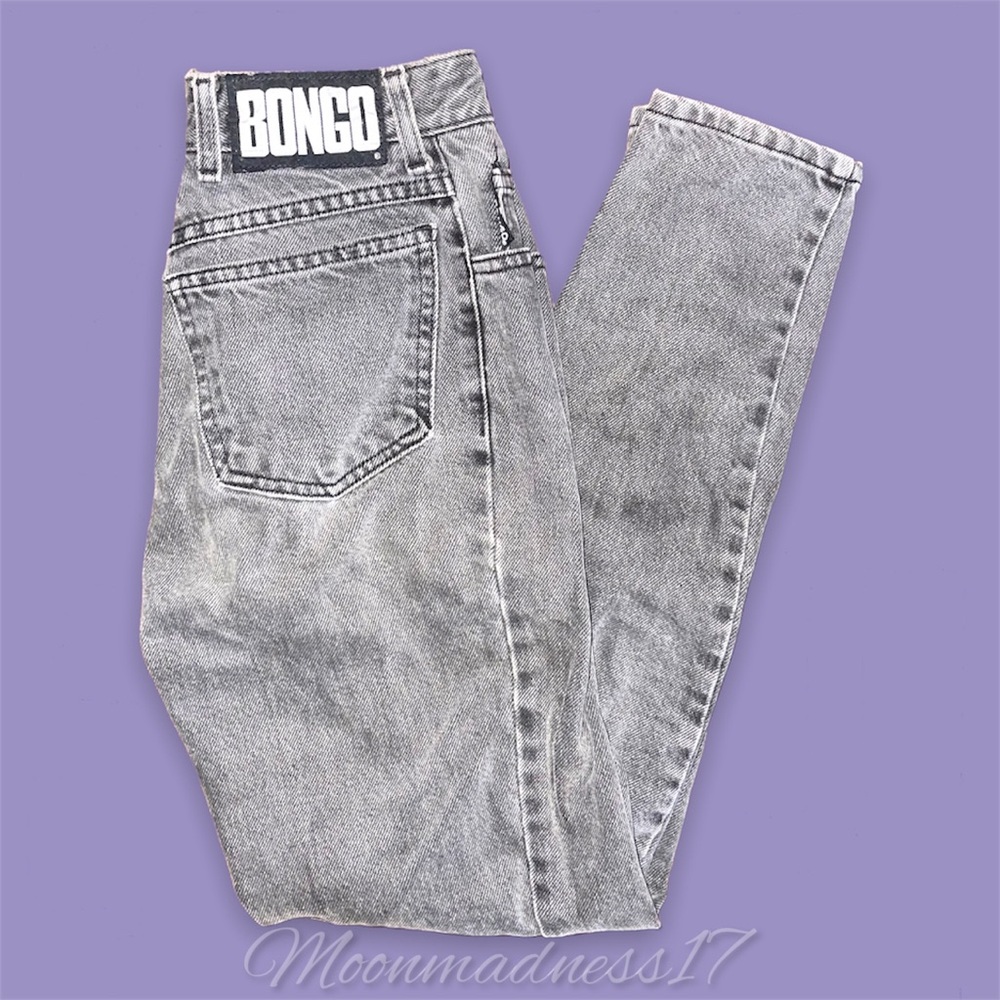 Rare vintage faded black/grey early 90’s BONGO mom jeans.✨